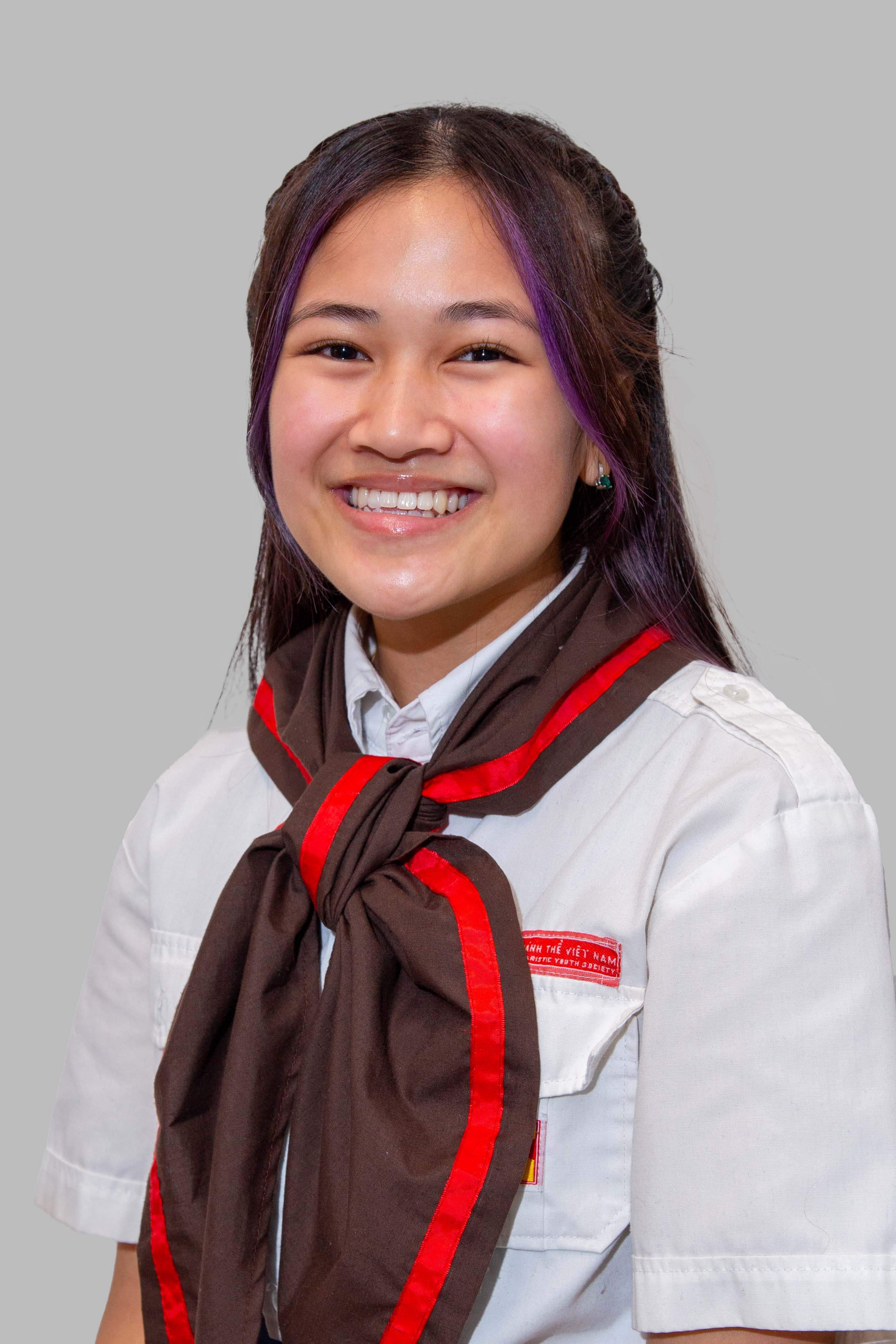 Kim-Ngân Elaine